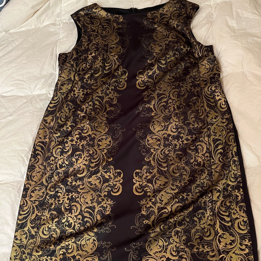 Studio One Gold and Black Sheath Dress Sleeveless Crew Neck Midi